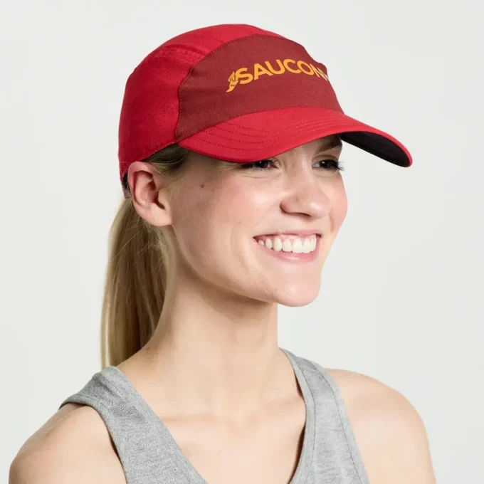 Outpace hat